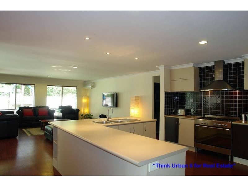 19 Joseph Avenue, Moggill QLD 4070